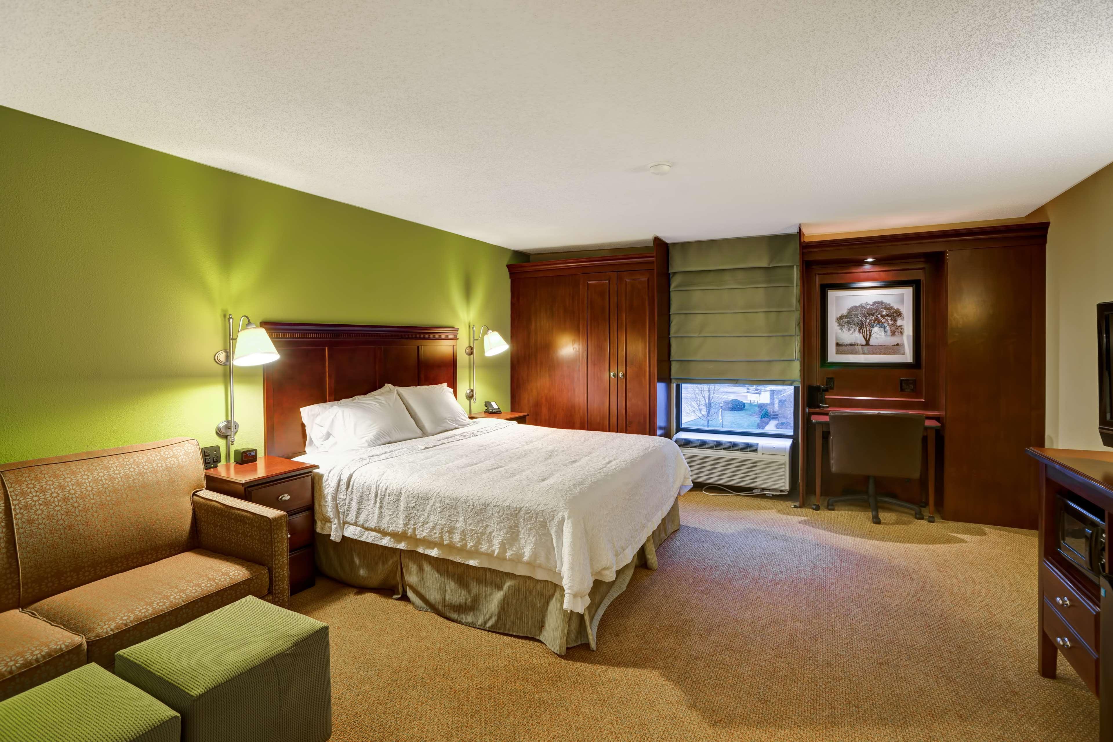Hampton Inn Morgantown Exterior photo