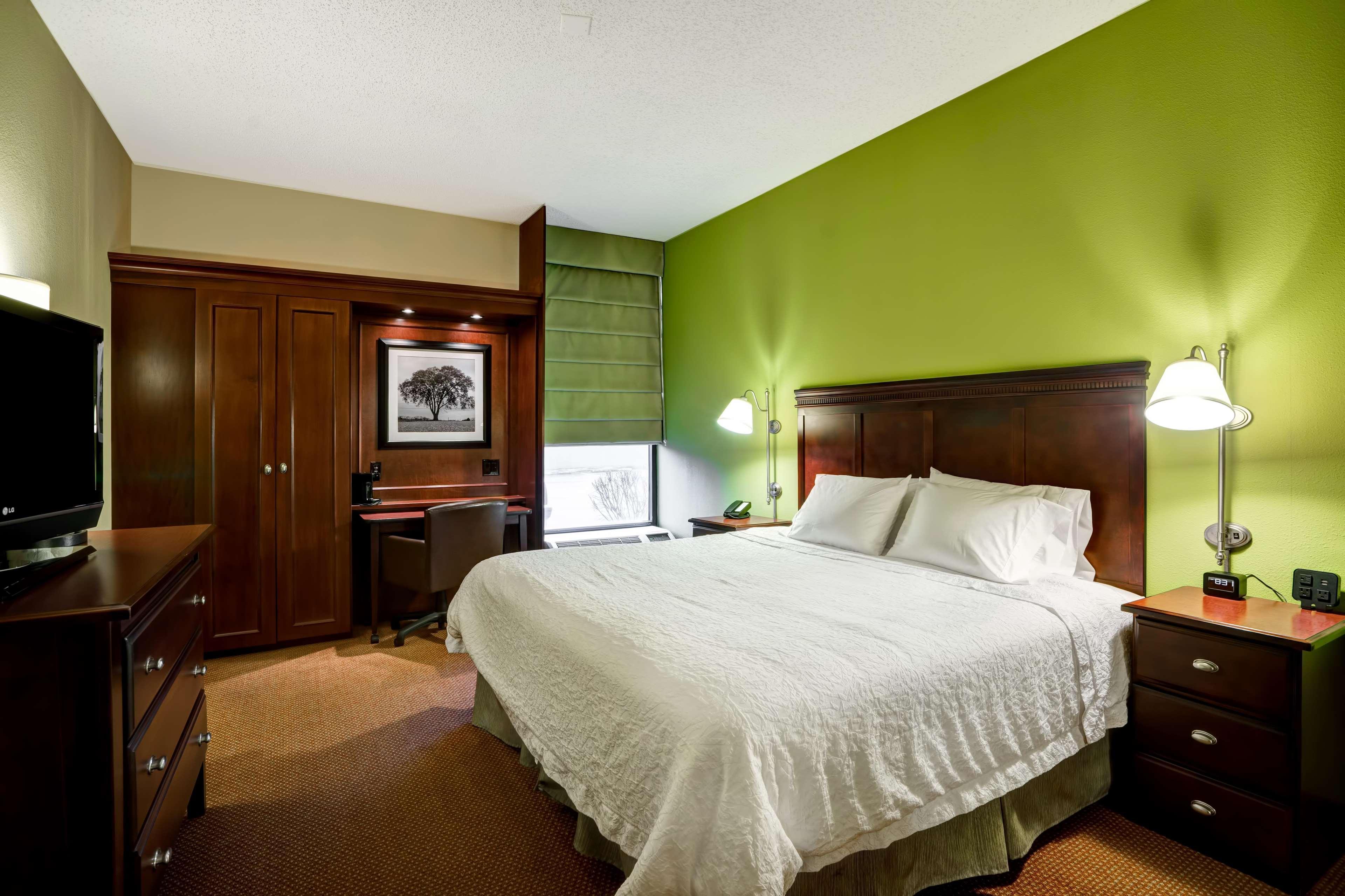 Hampton Inn Morgantown Exterior photo